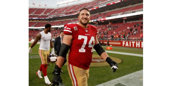 Un jugador sobresaliente que lucha por los San Francisco 49ers